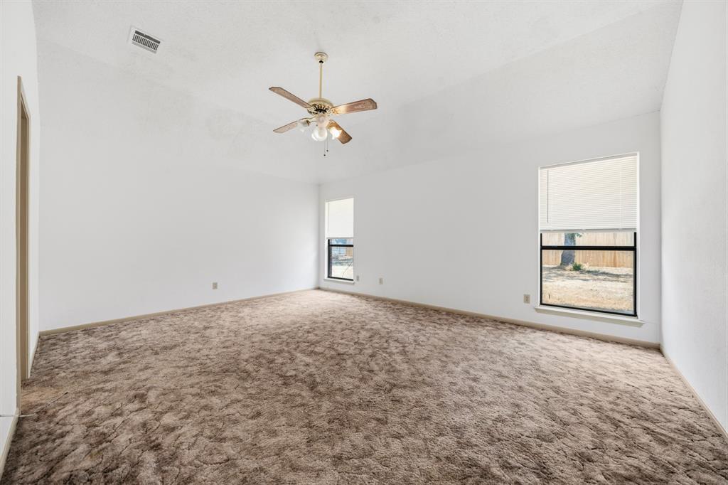 1111 Springhill Street Bellmead, TX 76705 - Photo 26 of 40 Gallery Image 26