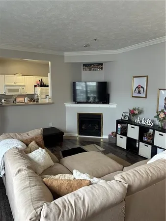 $250,000 | 304 Sonie Drive, Unit 304, Sewickley, PA 15143