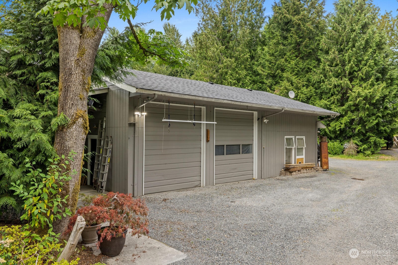 525 192nd Place Southeast Bothell, WA 98012 - Photo 34 of 40 front view of a house with a tree