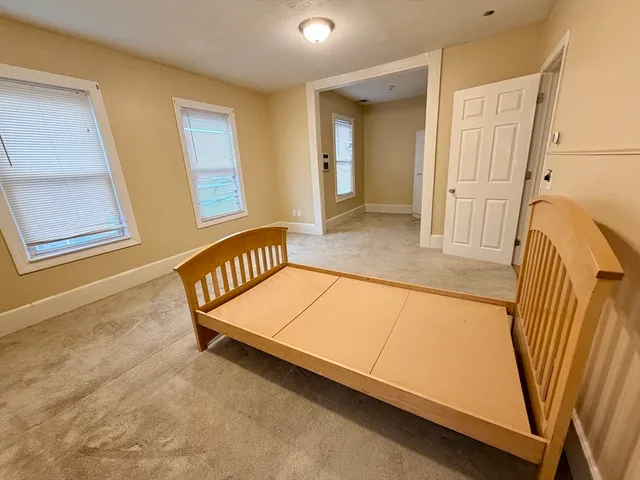 $2,900 | 59 Whitney Avenue, Unit 2, Lowell, MA 01850