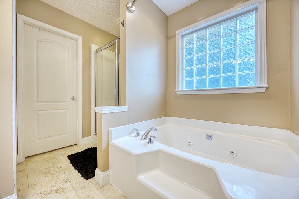 1438 Cloverdale Road Columbus, GA 31904 - Photo 24 of 36 Gallery Image 24