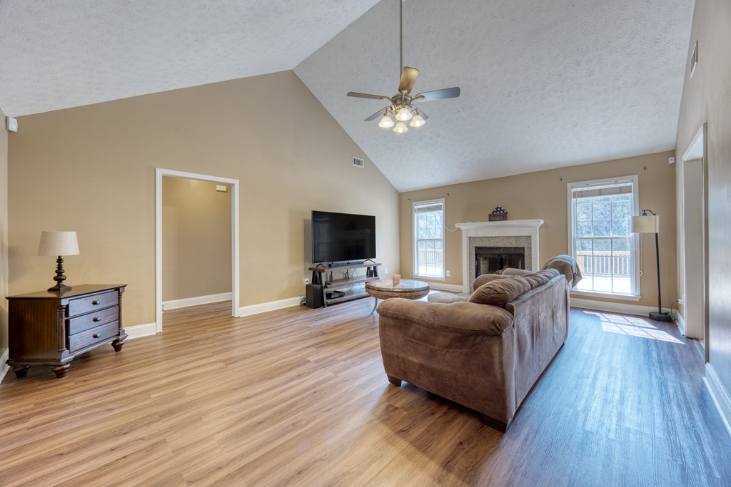1438 Cloverdale Road Columbus, GA 31904 - Photo 8 of 36 Gallery Image 8