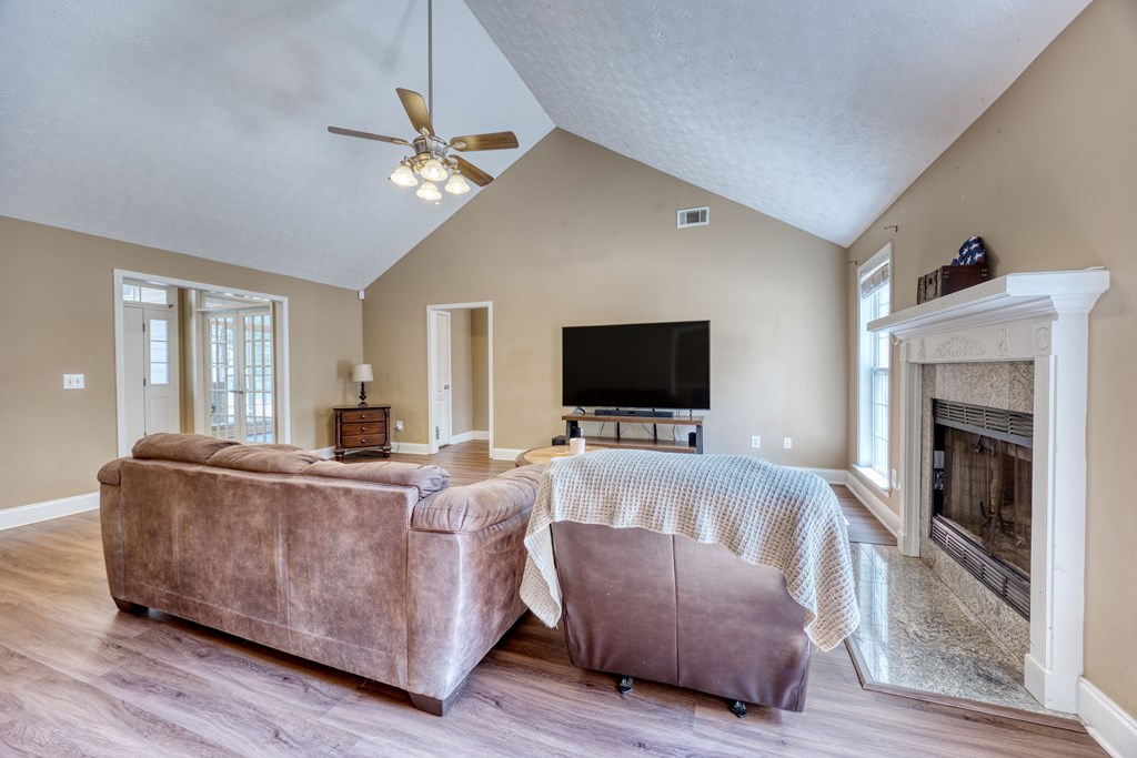 1438 Cloverdale Road Columbus, GA 31904 - Photo 10 of 36 Gallery Image 10