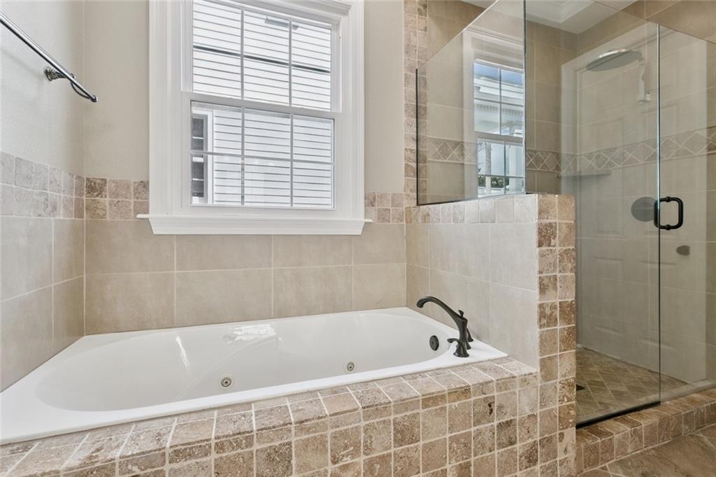 1633 First Street, Unit 201 New Orleans, LA 70130 - Photo 11 of 17