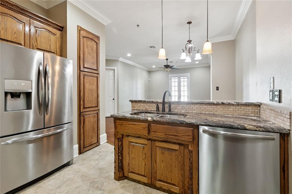 1633 First Street, Unit 201 New Orleans, LA 70130 - Photo 7 of 17