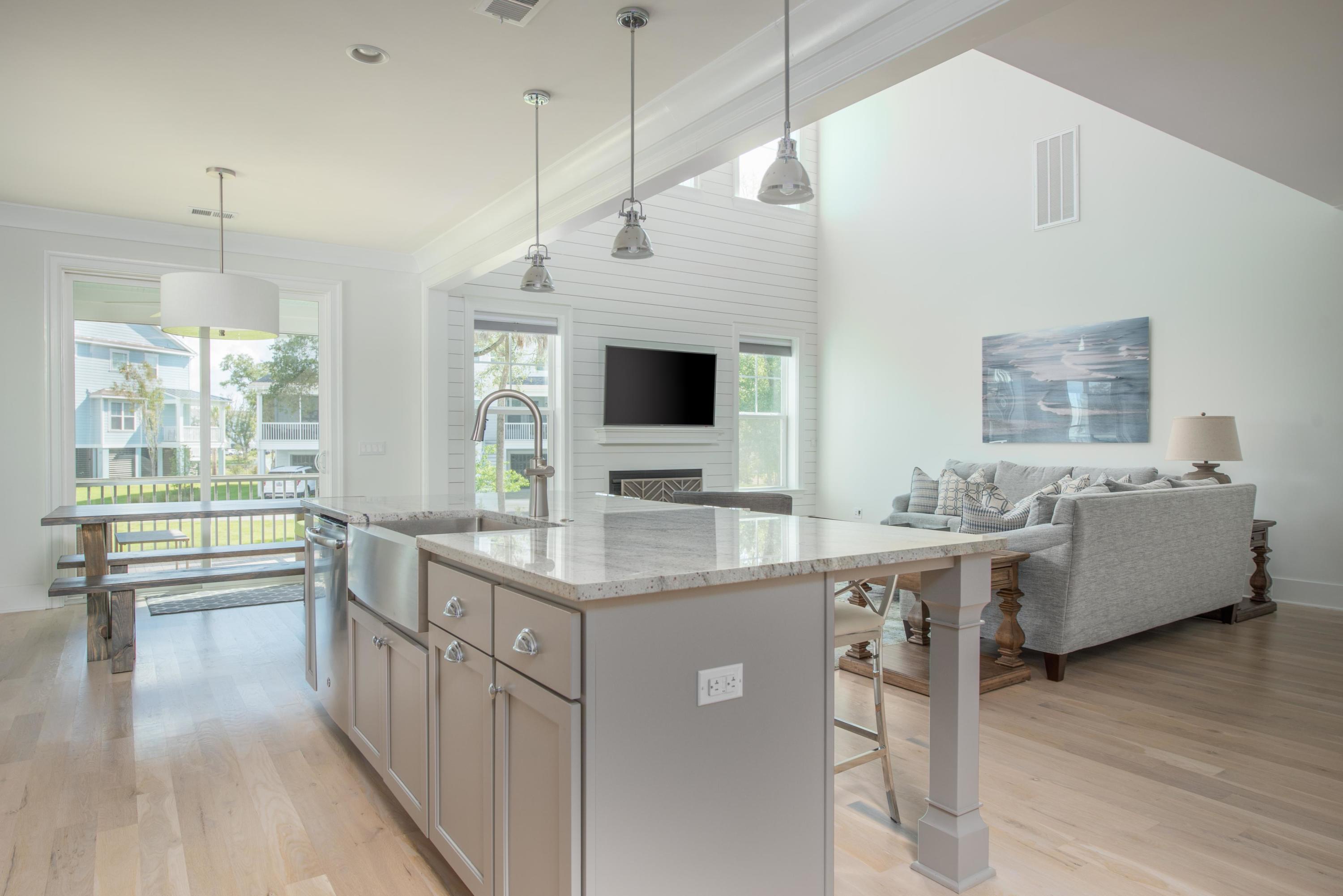 1544 Red Tide Road Mount Pleasant, SC 29466 - Photo 11 of 52 Coastalrephoto1544redtid-6