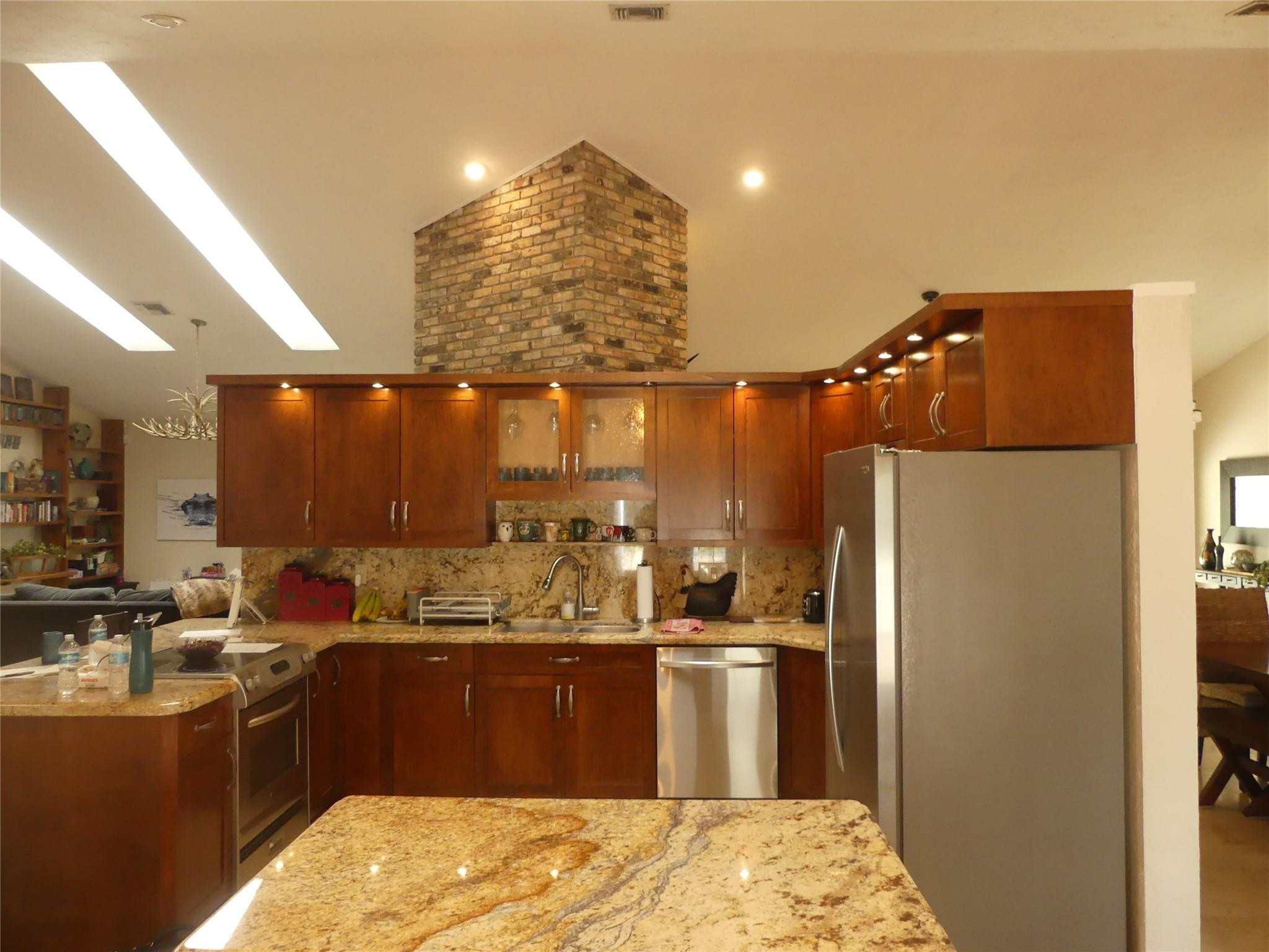 5221 Pine Tree Road Parkland, FL 33067 - Photo 18 of 71 Photo 18