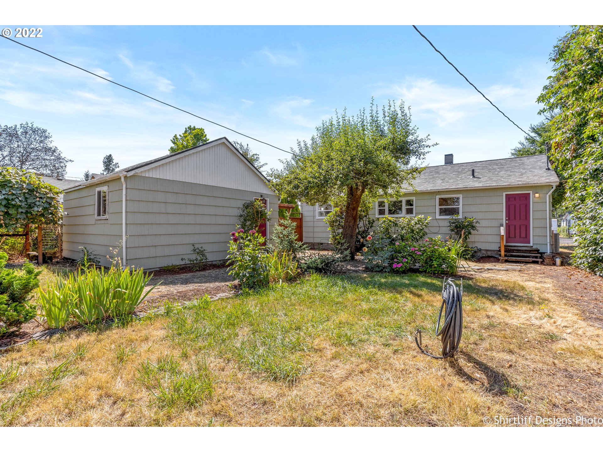 1062 A Street Springfield, OR 97477 - Photo 28 of 31 Backyard