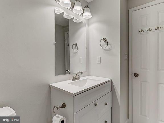 136 Welcome Alley, Unit TH2 Baltimore, MD 21201 - Photo 20 of 39 Sleek modern bathroom with bright accents.