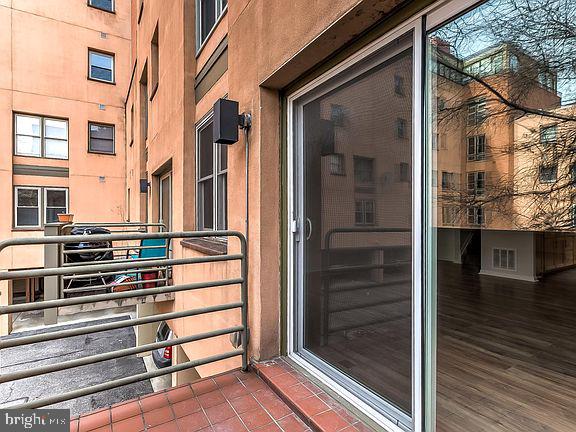 136 Welcome Alley, Unit TH2 Baltimore, MD 21201 - Photo 35 of 39 Charming balcony with urban views.