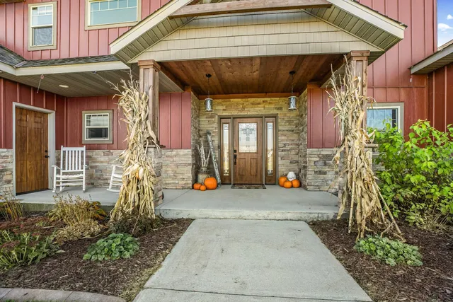 $869,900 | 9171 Cayley Court, St. Cloud, MN 56301