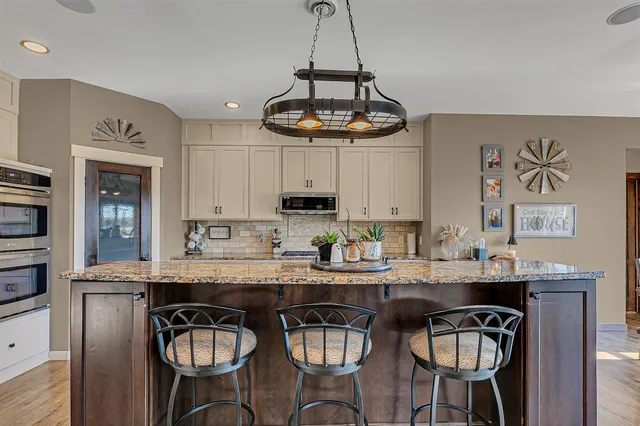 $869,900 | 9171 Cayley Court, St. Cloud, MN 56301