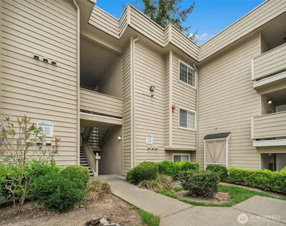 $198,000 | 28311 South 18th Avenue South, Unit A304, Federal Way, WA 98003