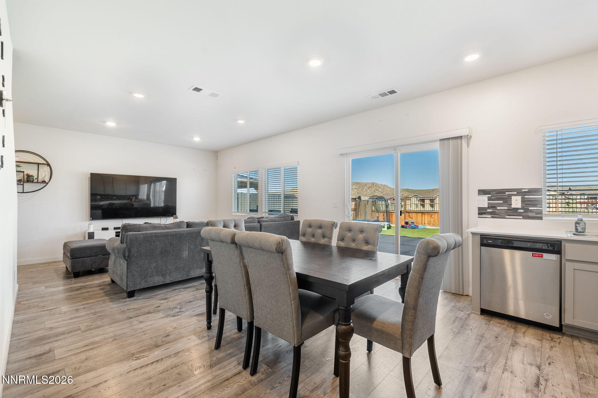 456 Antares Street Reno, NV 89506 - Photo 13 of 32 13-web-or-mls-DSC03327