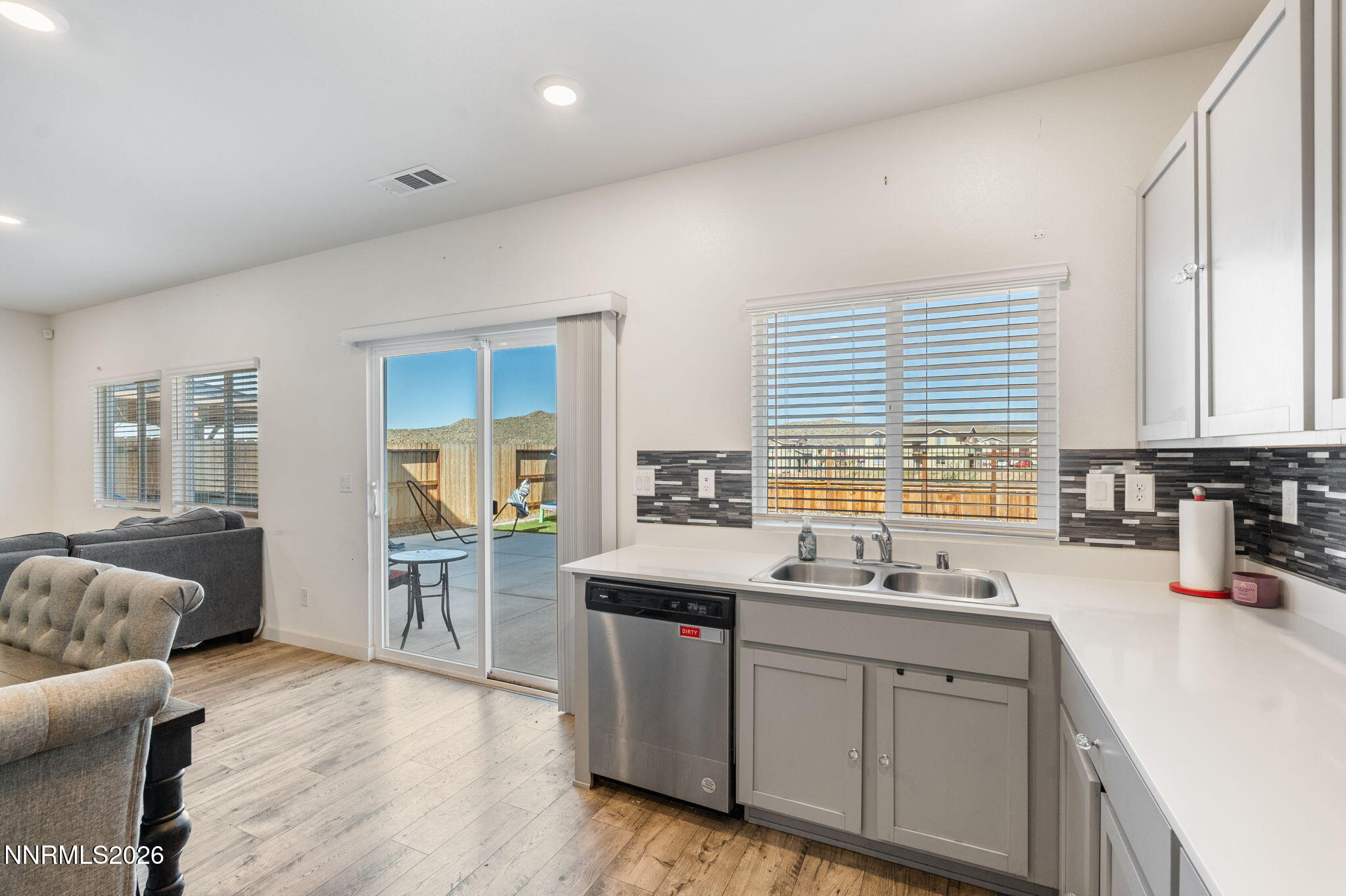 456 Antares Street Reno, NV 89506 - Photo 18 of 32 18-web-or-mls-DSC03347