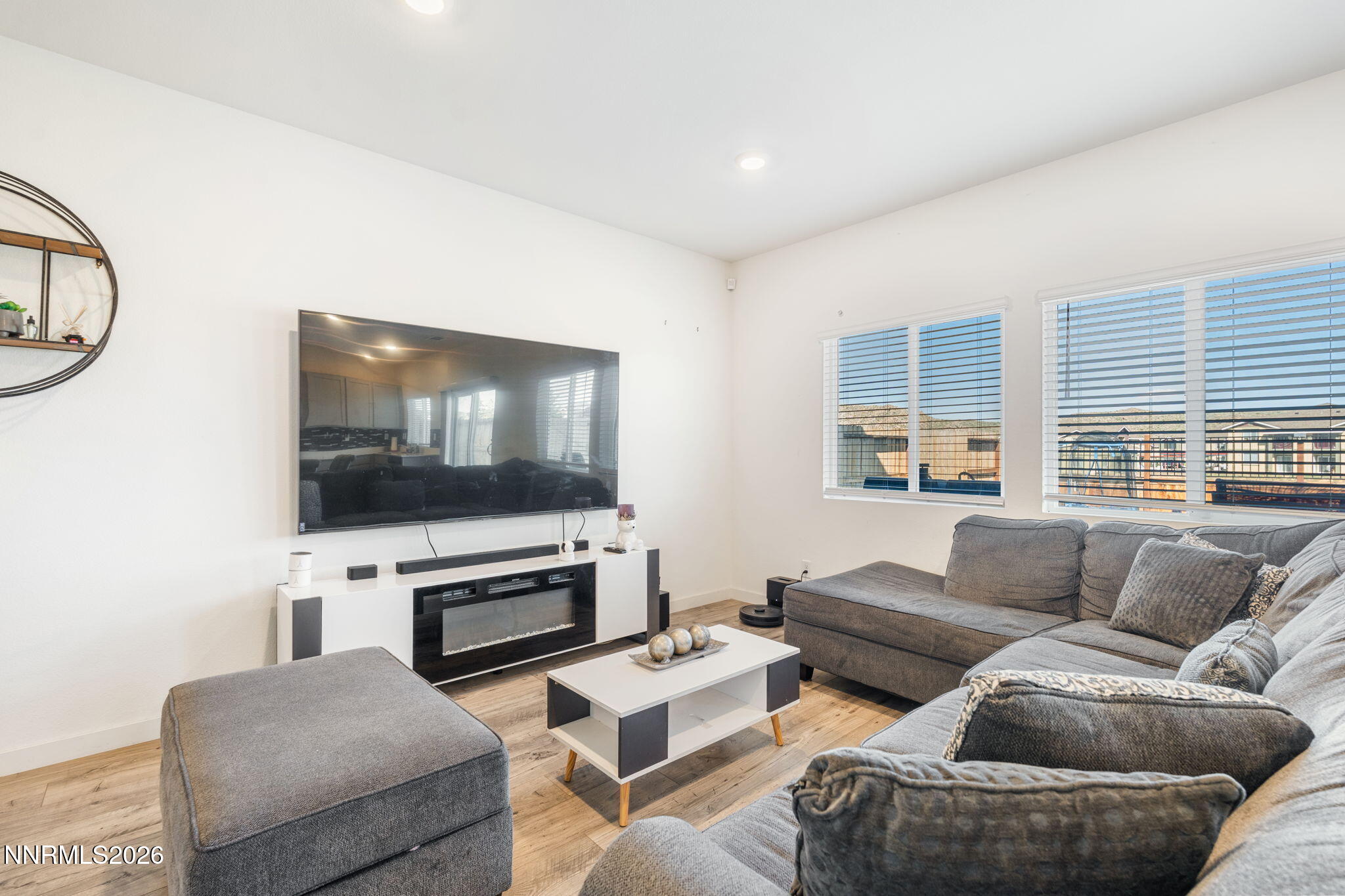 456 Antares Street Reno, NV 89506 - Photo 5 of 32 5-web-or-mls-DSC03287