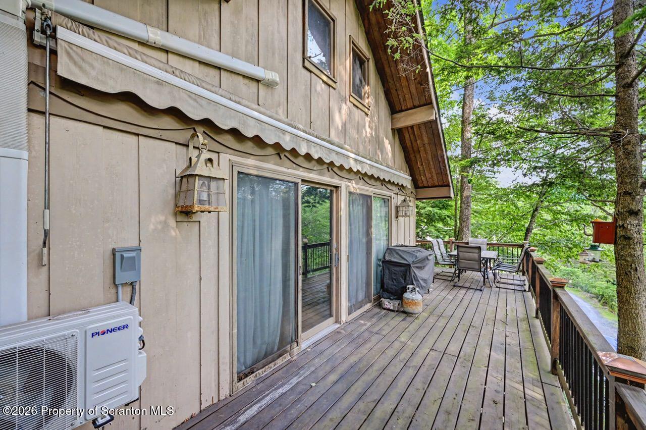 25 Bruin Road Lake Ariel, PA 18436 - Photo 15 of 71 25 Bruin Rd 08 Large