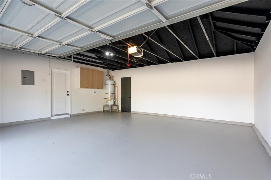 26002 Adamor Road Calabasas, CA 91302 - Photo 36 of 39 a view of utility room