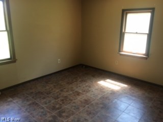 7556 Vale Road Rogers, OH 44455 - Photo 11 of 27 Gallery Image 11