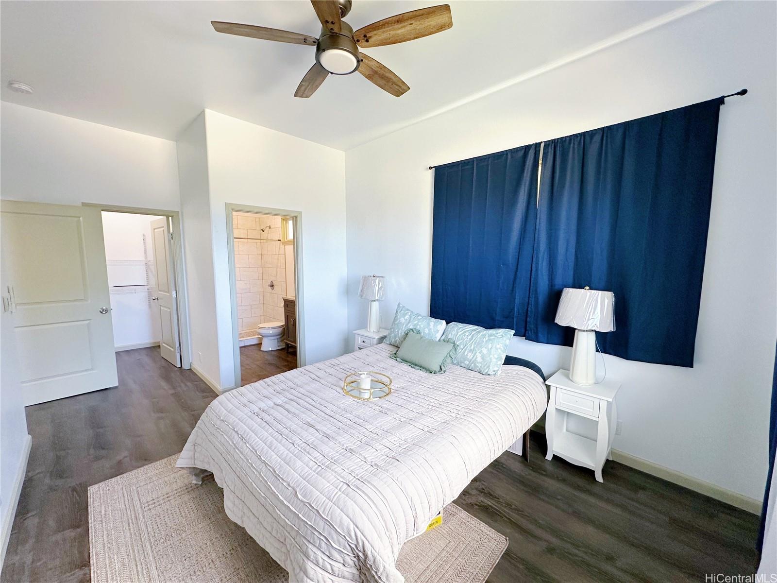 2578 Pacific Heights Road Honolulu, HI 96813 - Photo 13 of 25 Main level bedroom 1