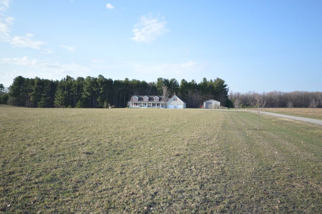 7600 Zue Road Buckley, MI 49620 - Photo 7 of 43 1885873-6.JPG