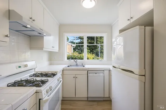 $282,700 | 42 Ned's Way, Belvedere Tiburon, CA 94920