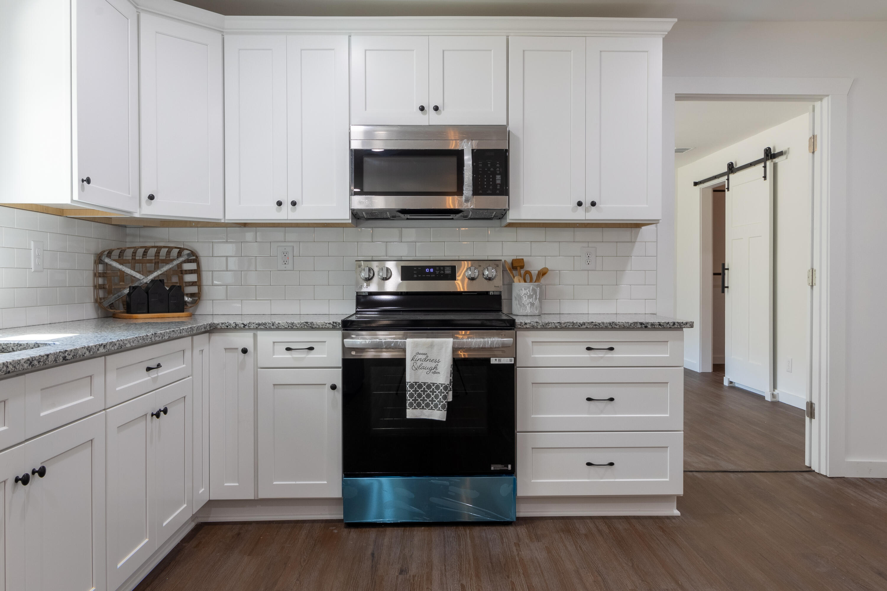 4823 Tibbs Bridge Road Southeast Dalton, GA 30721 - Photo 13 of 28 4823 Tibbs Bridge-16