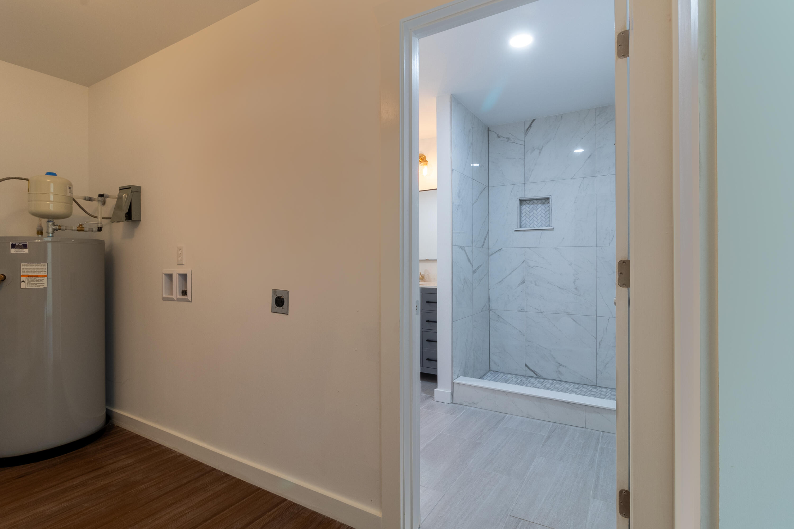 4823 Tibbs Bridge Road Southeast Dalton, GA 30721 - Photo 18 of 28 4823 Tibbs Bridge-21