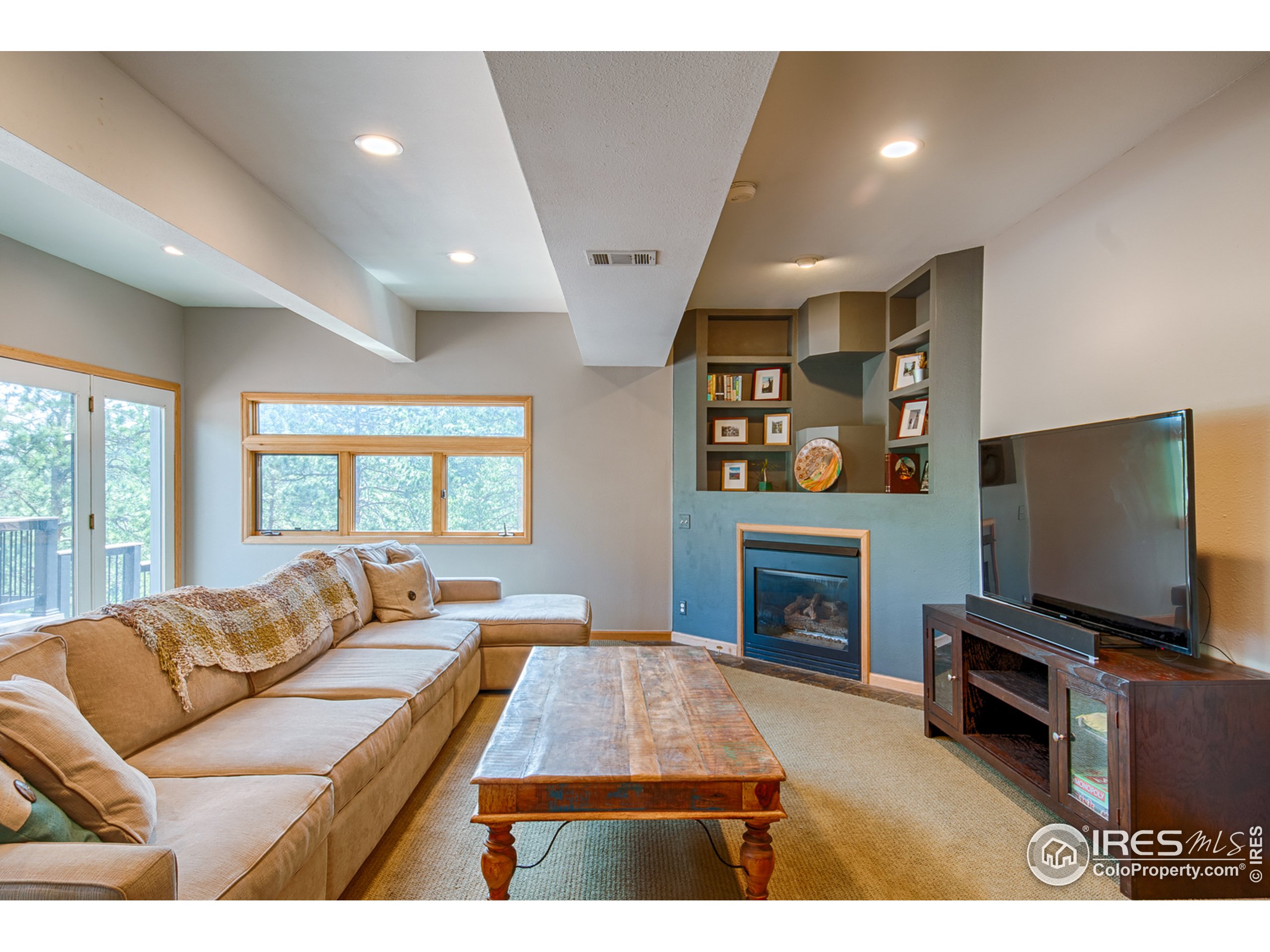 112 Bow Mountain Road Boulder, CO 80304 - Photo 5 of 40