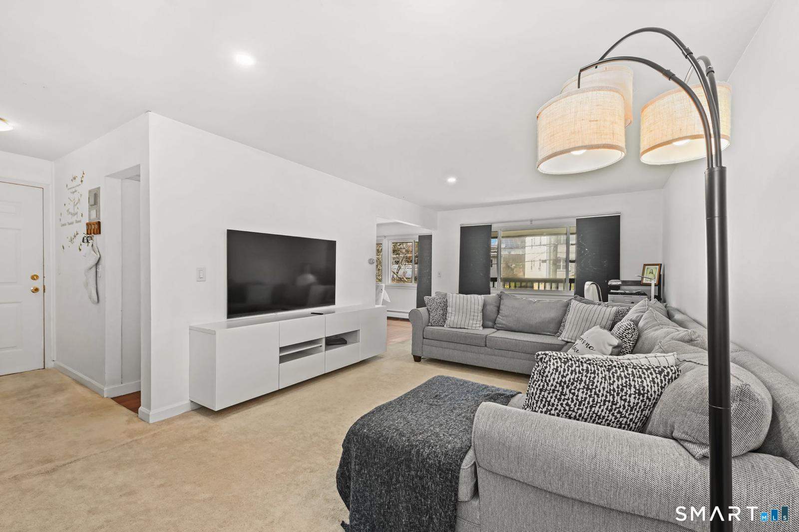 154 Cold Spring Road, Unit 5 Stamford, CT 06905 - Photo 12 of 32