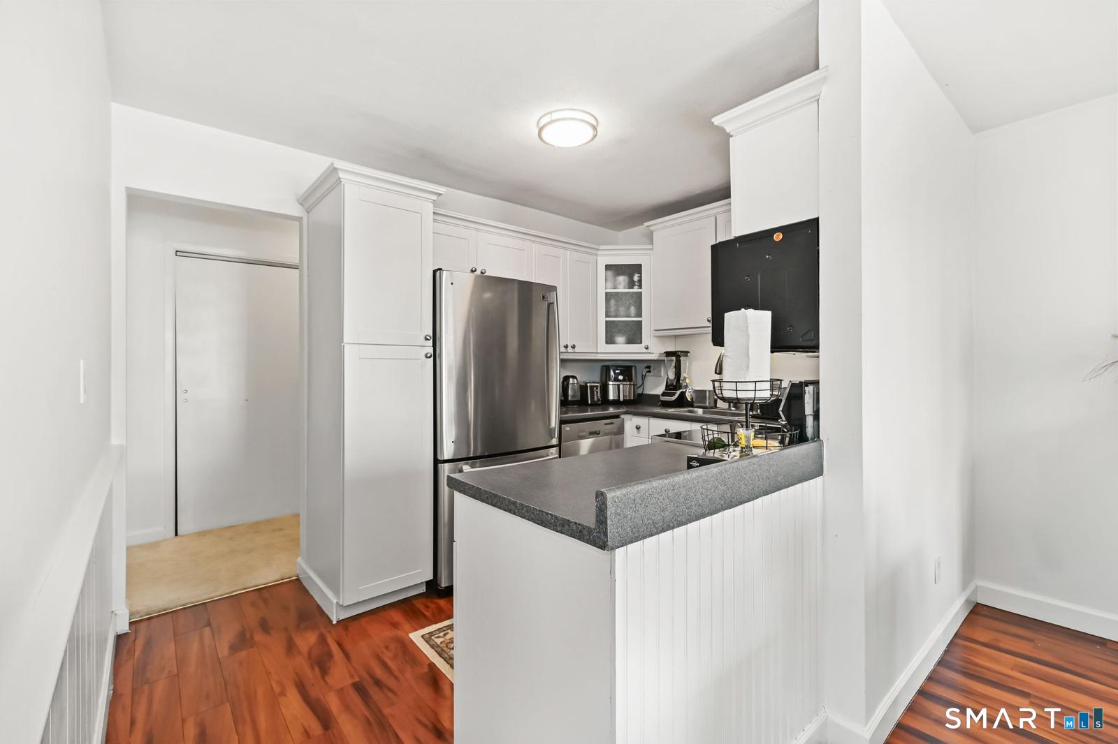 154 Cold Spring Road, Unit 5 Stamford, CT 06905 - Photo 20 of 32