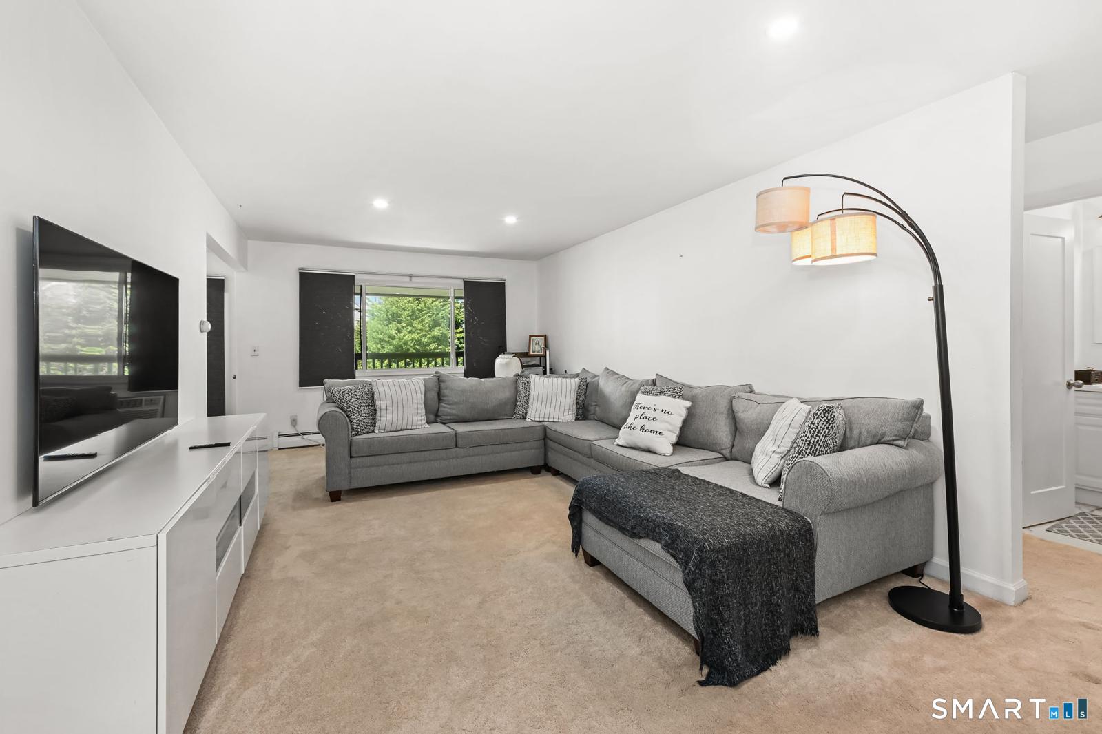 154 Cold Spring Road, Unit 5 Stamford, CT 06905 - Photo 7 of 32