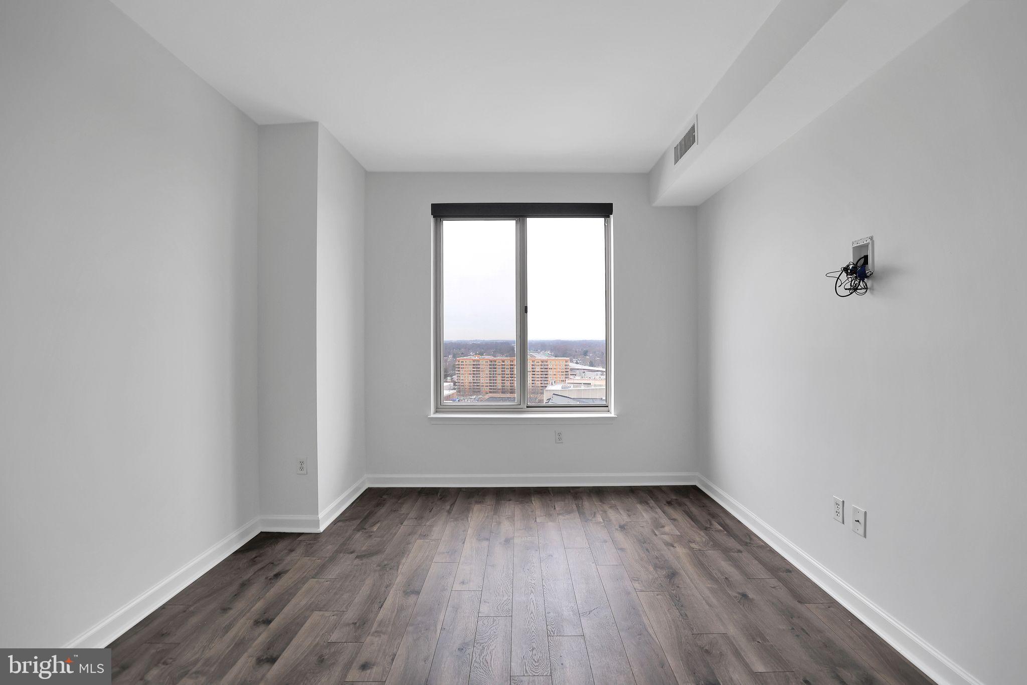 2726 Gallows Road, Unit 1515 Vienna, VA 22180 - Photo 3 of 54 Gallery Image 3