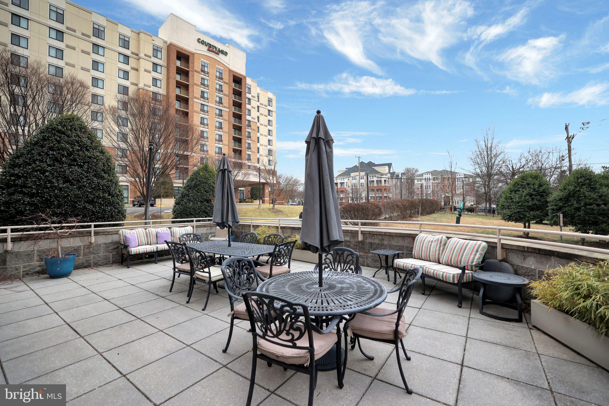 2726 Gallows Road, Unit 1515 Vienna, VA 22180 - Photo 51 of 54 Gallery Image 51