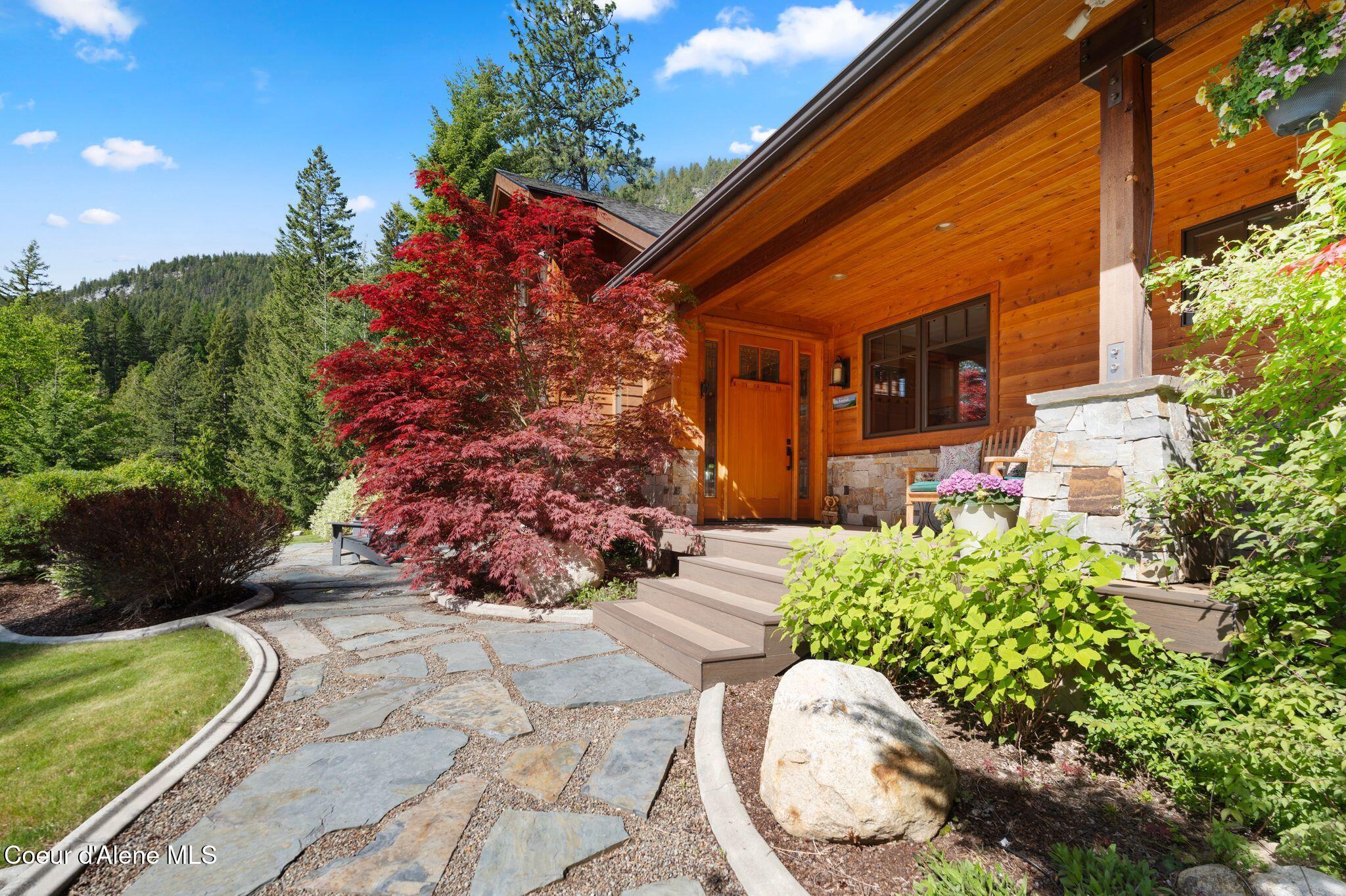 294 Rincon Drive Sandpoint, ID 83864 - Photo 6 of 96 Bathed in Abundant Sunlight
