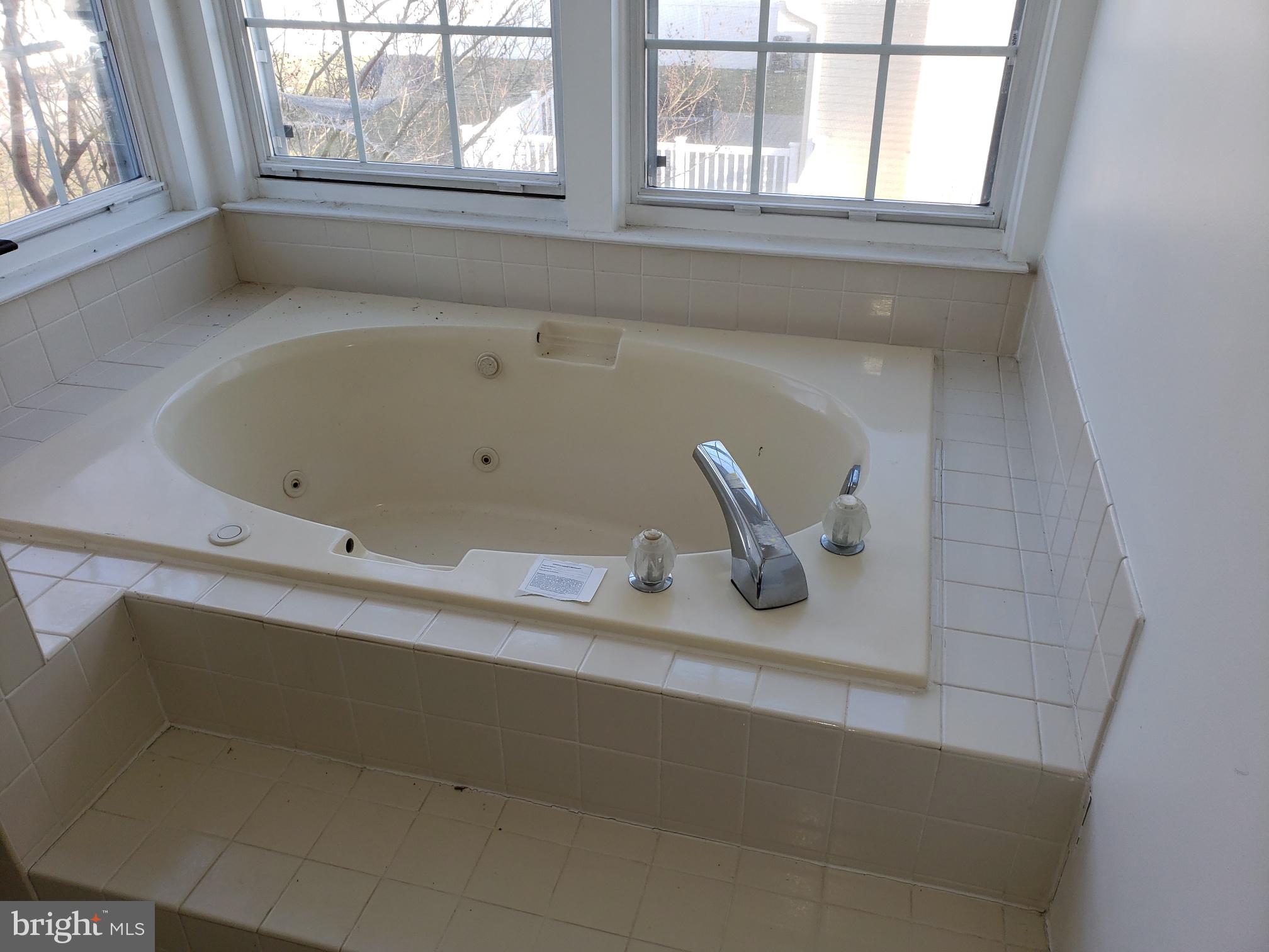1140 Falkirk Road Williamstown, NJ 08094 - Photo 8 of 19 Gallery Image 8