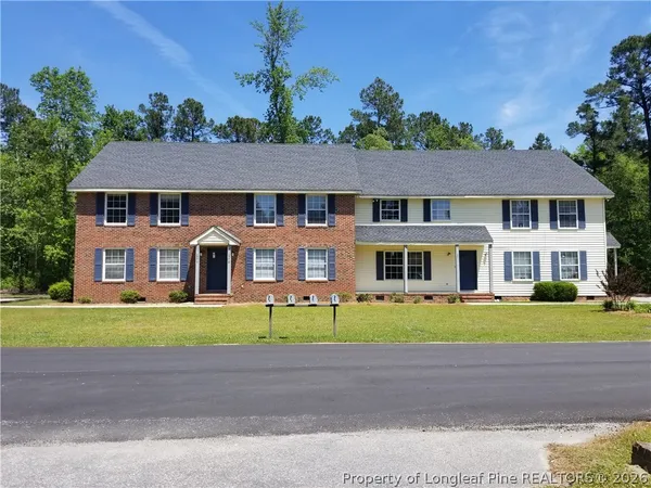 $975 | 2401 Oak Street, Unit A, Lumberton, NC 28358