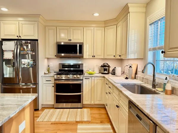 $3,750 | 8 Sourwood Circle, Worcester, MA 01605