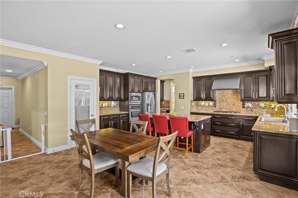 9509 Kings Court Riverside, CA 92508 - Photo 21 of 73