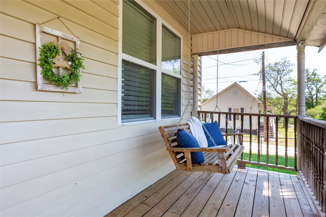5 Stevenson Street Pelzer, SC 29669 - Photo 17 of 34 Front porch
