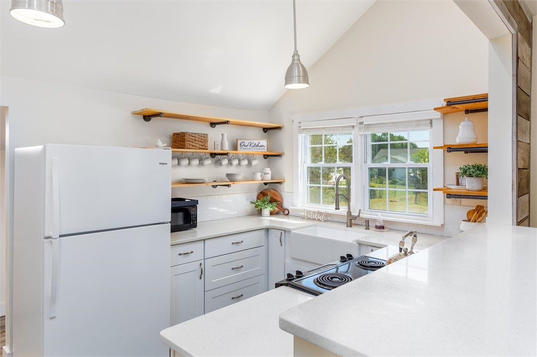 5 Stevenson Street Pelzer, SC 29669 - Photo 5 of 34 Quartz Counters!