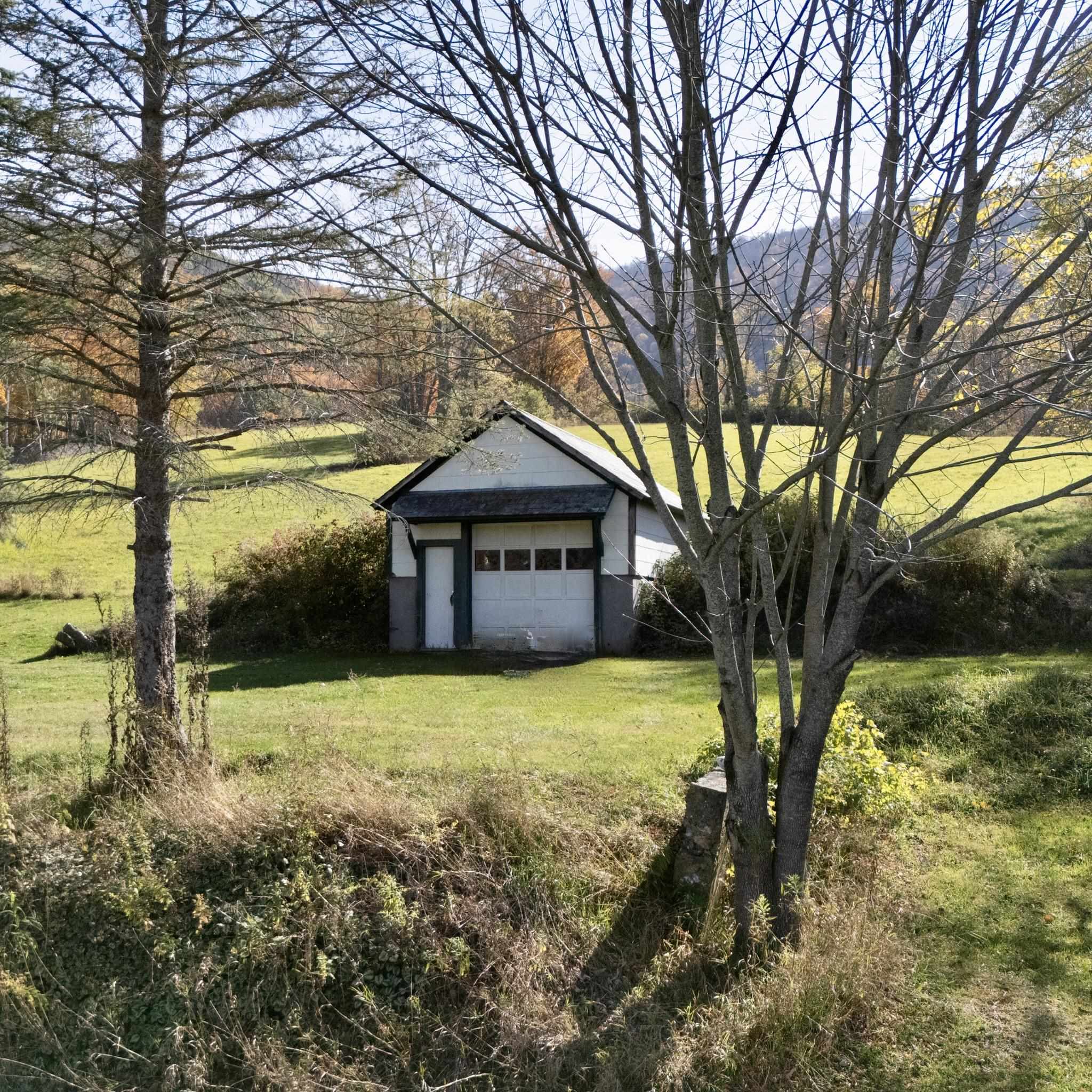 130 Clark Road Rupert, VT 05776 - Photo 17 of 56