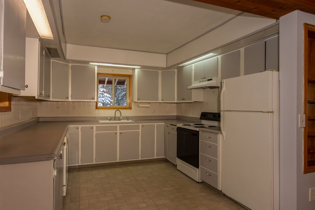 727 Dry Gulch Road Colville, WA 99114 - Photo 4 of 20