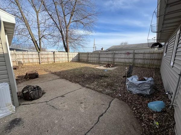 $112,900 | 1206 Harvey Drive, Sterling, IL 61081
