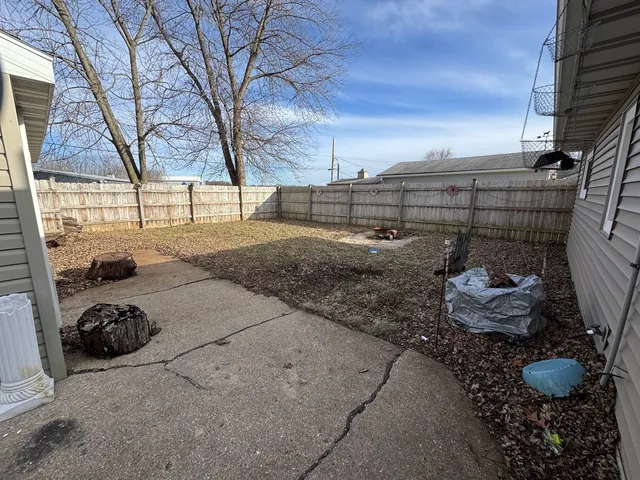 $125,900 | 1206 Harvey Drive, Sterling, IL 61081