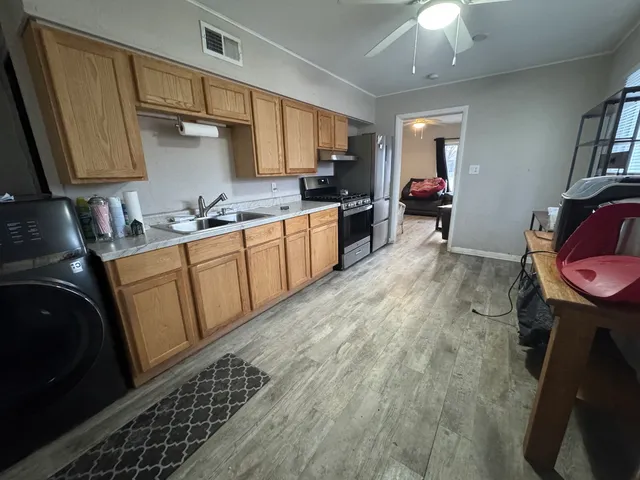 $125,900 | 1206 Harvey Drive, Sterling, IL 61081