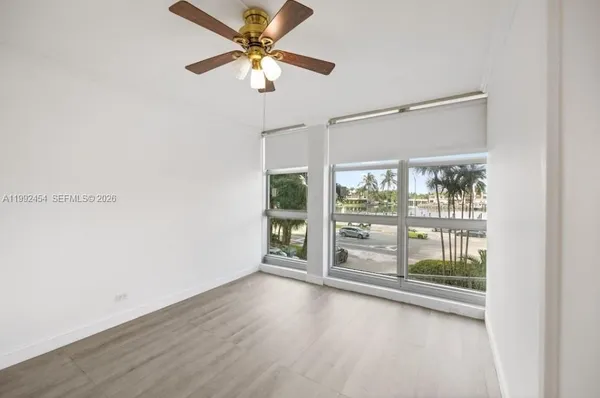 $3,250 | 5055 Collins Avenue, Unit 2K, Miami Beach, FL 33140