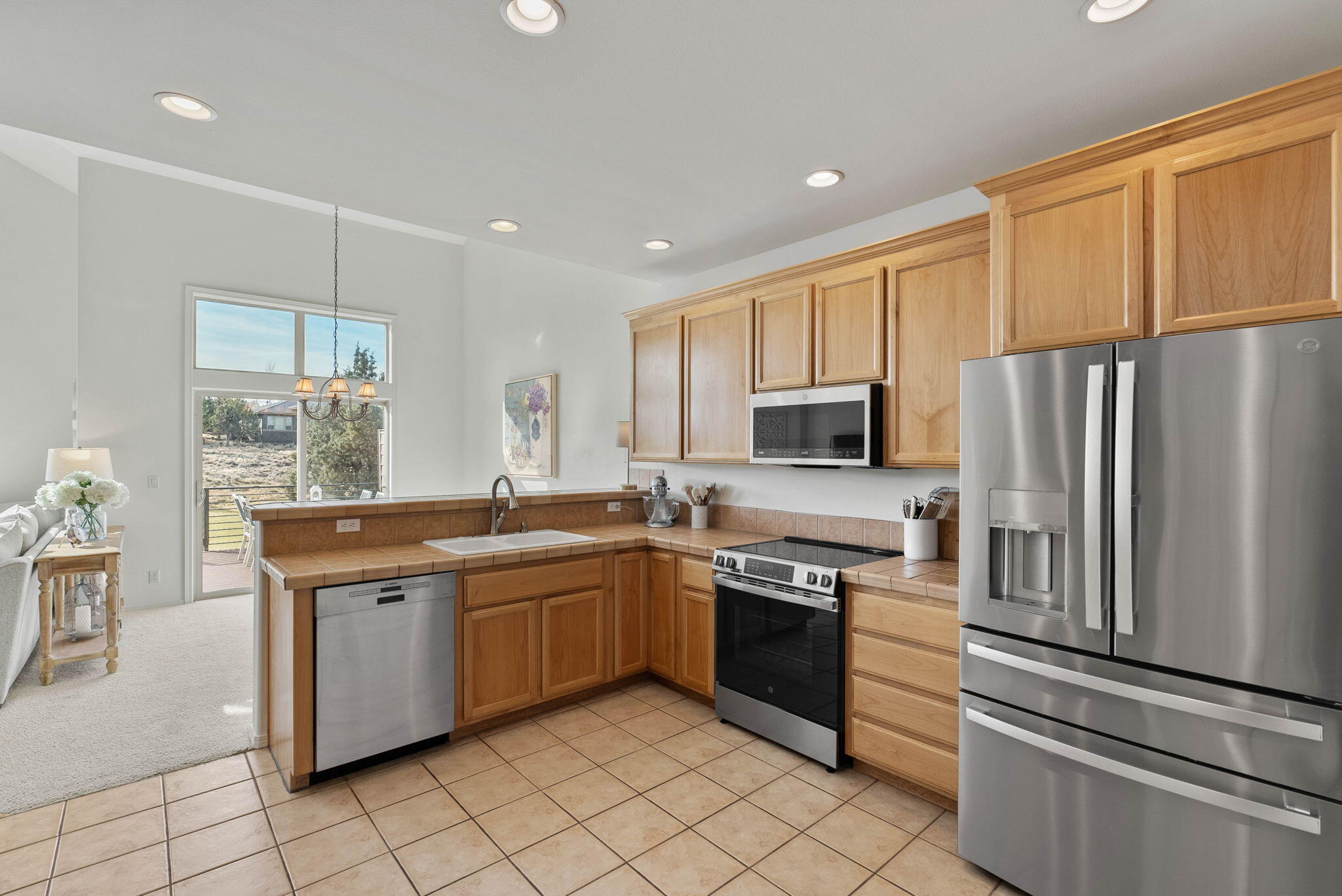 8524 Forest Ridge Loop Redmond, OR 97756 - Photo 14 of 66 59-web-or-mls-Riley Visuals-59