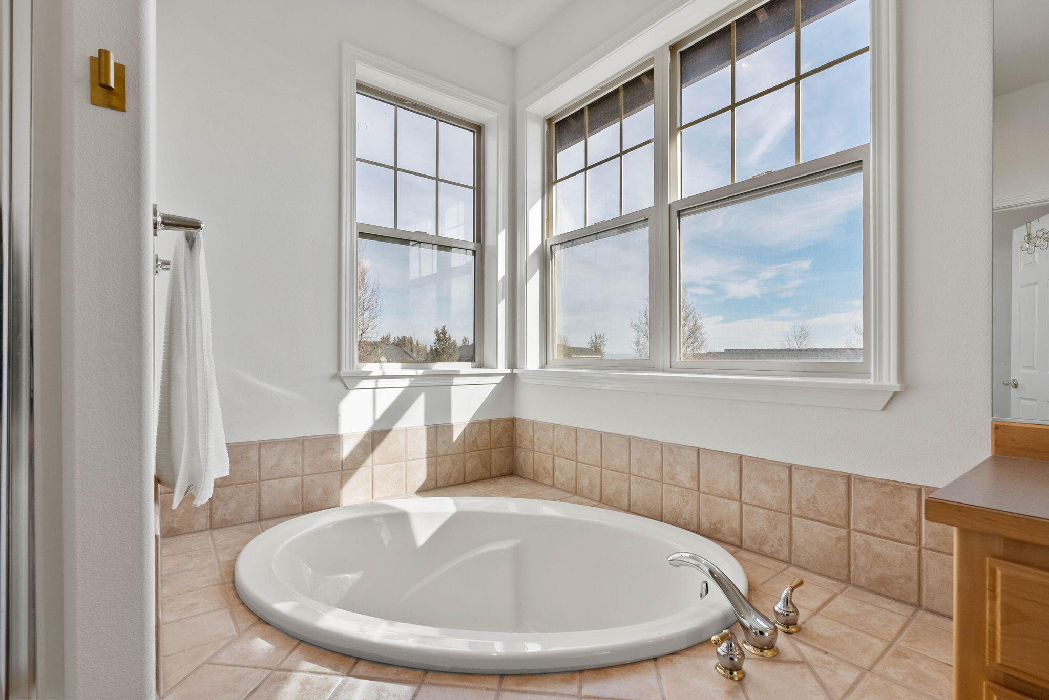 8524 Forest Ridge Loop Redmond, OR 97756 - Photo 25 of 66 77-web-or-mls-Riley Visuals-77