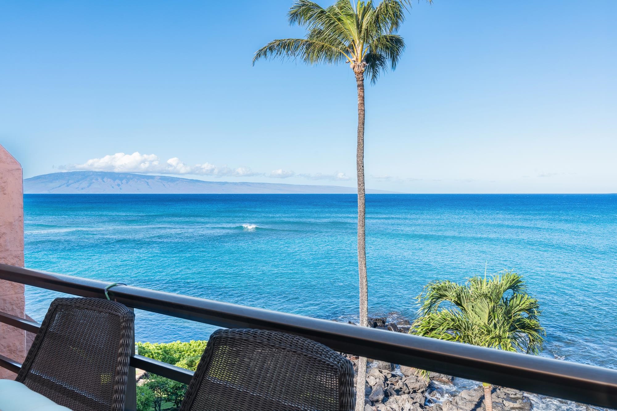 3959 Lower Honoapiilani Road, Unit 417 Lahaina, HI 96761 - Photo 8 of 37 Gallery Image 8